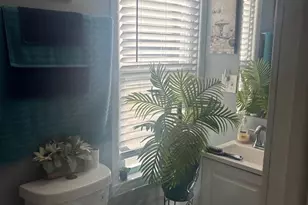 98 Railroad Ave, Penns Grove, NJ 08069 - Photo 17