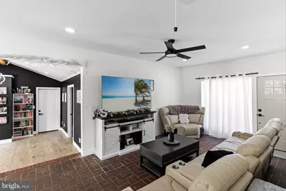 235 E Pittsfield Street, Pennsville, NJ 08070 - Photo 15