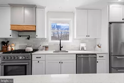 235 E Pittsfield Street, Pennsville, NJ 08070 - Photo 7