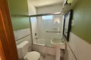 323 Georgetown Rd, Carneys Point, NJ 08069 - Photo 9