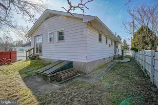 17 Maplewood Ave, Carneys Point, NJ 08069 - Photo 45