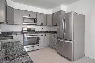 17 Maplewood Ave, Carneys Point, NJ 08069 - Photo 7