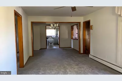 116 N Golfwood Avenue, Carneys Point, NJ 08069 - Photo 9
