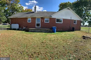 116 N Golfwood Ave, Carneys Point, NJ 08069 - Photo 5