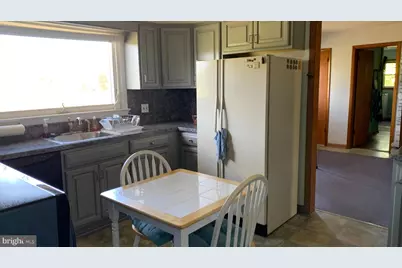 116 N Golfwood Avenue, Carneys Point, NJ 08069 - Photo 7