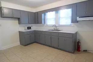 [Address not provided], Penns Grove, NJ 08069 - Photo 5