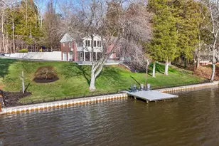 61 Lakeview Dr, Woodstown, NJ 08098 - Photo 1