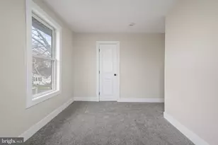 261 B St, Carneys Point, NJ 08069 - Photo 21
