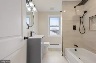 261 B St, Carneys Point, NJ 08069 - Photo 21