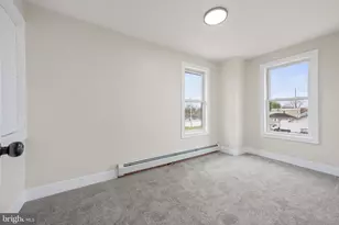 261 B St, Carneys Point, NJ 08069 - Photo 23