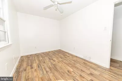 23 School Lane, Carneys Point, NJ 08069 - Photo 9