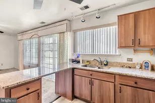 116 Lotus Ln, Carneys Point, NJ 08069 - Photo 9