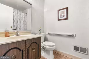 116 Lotus Ln, Carneys Point, NJ 08069 - Photo 15