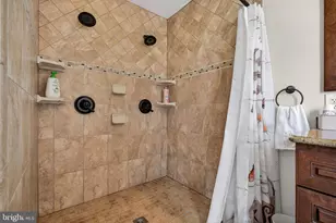 46 Maplewood Ave, Carneys Point, NJ 08069 - Photo 25