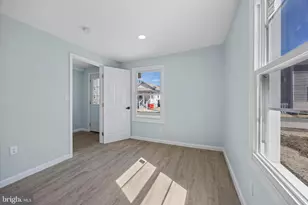 6 W Griffith St, Penns Grove, NJ 08069 - Photo 3