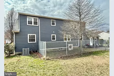 8 Woodside Place, Pennsville Township, NJ 08070 - Photo 5