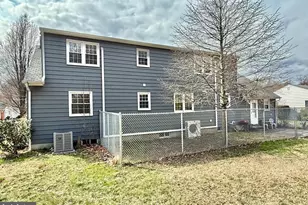 8 Woodside Pl, Pennsville Township, NJ 08070 - Photo 5