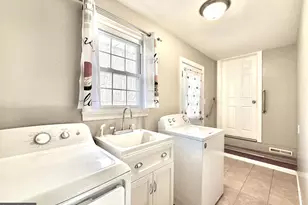 8 Woodside Pl, Pennsville Township, NJ 08070 - Photo 21