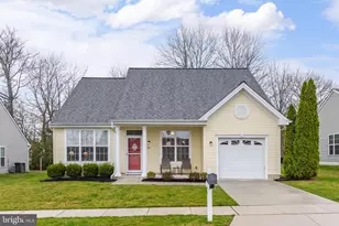 39 Meadowview Dr, Woodstown, NJ 08098 - Photo 1