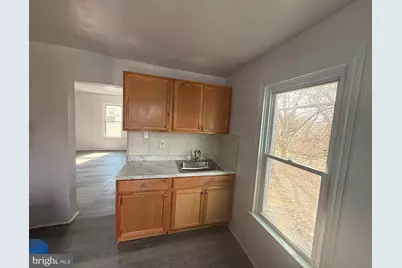 88 W Pitman Street W, Penns Grove, NJ 08069 - Photo 9