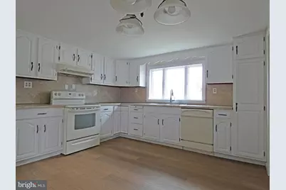 30 E Mill Street, Pedricktown, NJ 08067 - Photo 7