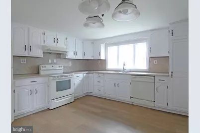 30 E Mill Street, Pedricktown, NJ 08067 - Photo 3