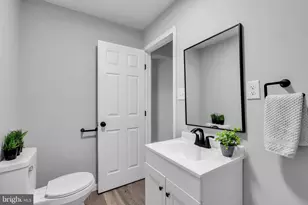 231 S Hook Rd, Pennsville Township, NJ 08070 - Photo 17