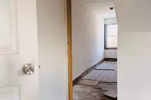 26 Main St, Pennsville Township, NJ 08070 - Photo 9