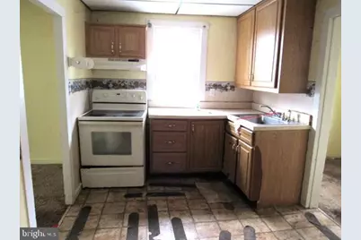 172 Boston Road, Pennsville Township, NJ 08070 - Photo 5