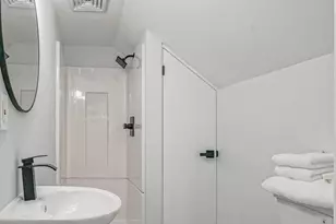 68 E Harmony St, Penns Grove, NJ 08069 - Photo 33