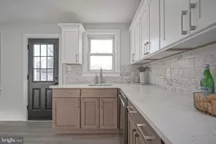 68 E Harmony St, Penns Grove, NJ 08069 - Photo 13