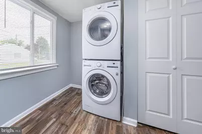 277 S River Walk, Penns Grove, NJ 08069 - Photo 7