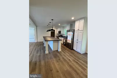 28 Fourth Avenue, Carneys Point, NJ 08069 - Photo 5