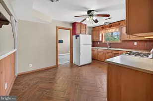 79 E Millbrooke Ave, Woodstown, NJ 08098 - Photo 9