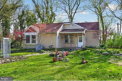 79 E Millbrooke Avenue, Woodstown, NJ 08098 - Photo 1