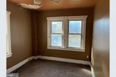 273 N Broad Street, Carneys Point, NJ 08069 - Photo 9