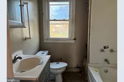 273 N Broad Street, Carneys Point, NJ 08069 - Photo 13