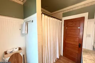 81 N Railroad Ave, Pedricktown, NJ 08067 - Photo 17