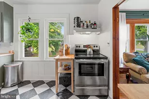 81 N Railroad Ave, Pedricktown, NJ 08067 - Photo 7