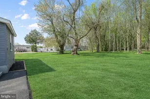 105 E Del-A-Vue Ave, Carneys Point, NJ 08069 - Photo 25