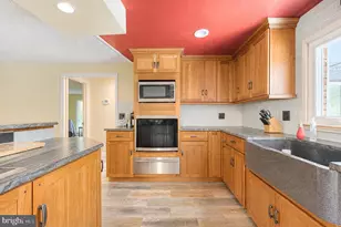 37 Goose Ln, Pennsville, NJ 08070 - Photo 7