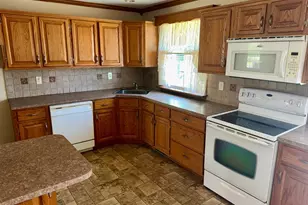 27 Center St, Elmer, NJ 08318 - Photo 3
