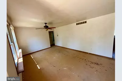 27 Center Street, Elmer, NJ 08318 - Photo 11