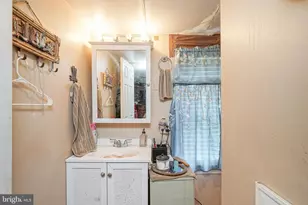 323 S Main St, Woodstown, NJ 08098 - Photo 13