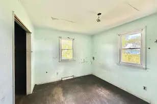684 Route 40, Elmer, NJ 08318 - Photo 15