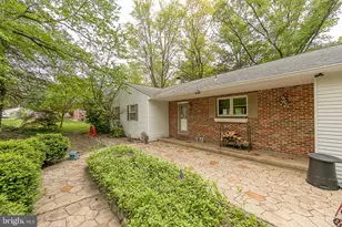 119 Lakeview Dr, Woodstown, NJ 08098 - Photo 1