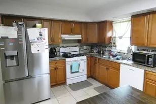 256 H St, Carneys Point, NJ 08069 - Photo 13
