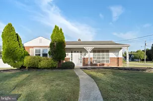 51 Salem Dr, Pennsville Township, NJ 08070 - Photo 1