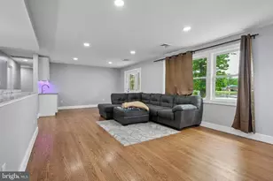 3 Lakeside Ln, Carneys Point, NJ 08069 - Photo 5