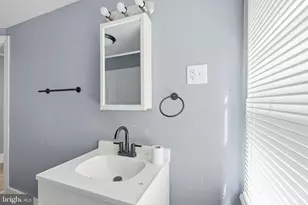 60 Walnut St, Salem, NJ 08079 - Photo 13